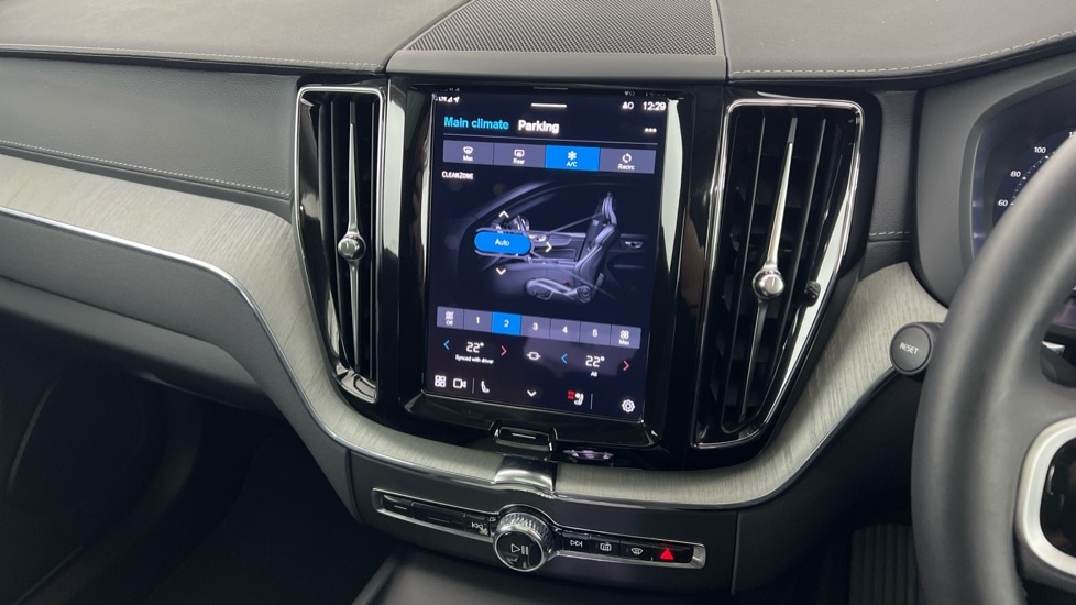 Used Volvo XC60 2025 for sale - 77031318: Photo 48