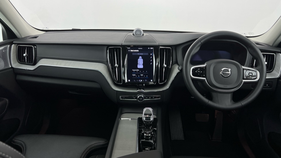 Used Volvo XC60 2025 for sale - 77031318: Photo 5