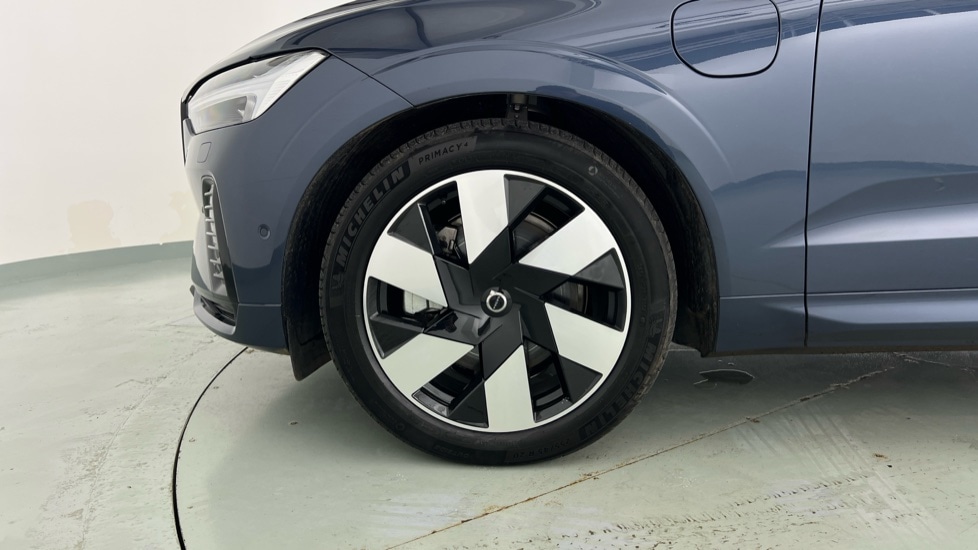 Used Volvo XC60 2025 for sale - 77031318: Photo 60