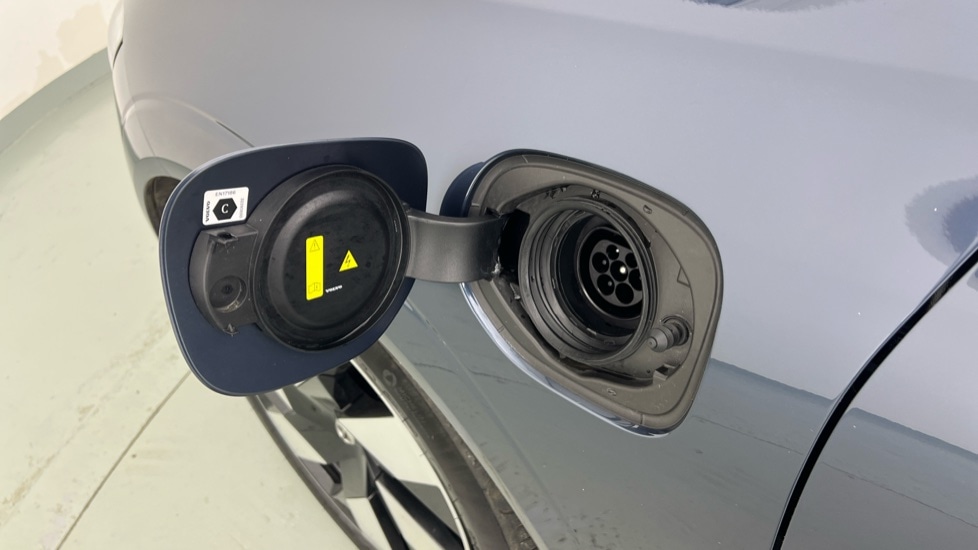 Used Volvo XC60 2025 for sale - 77031318: Photo 61