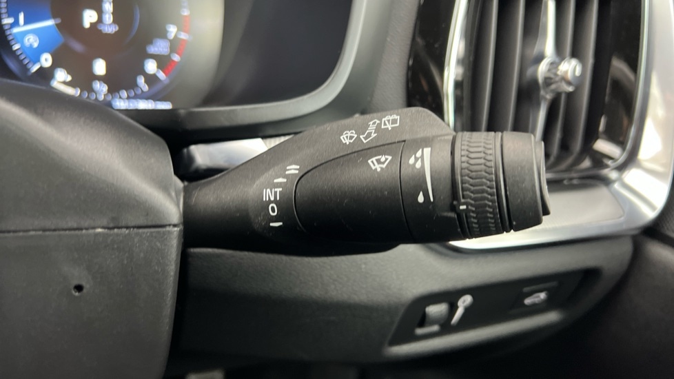 Used Volvo V60 2020 for sale - 76684082: Photo 22