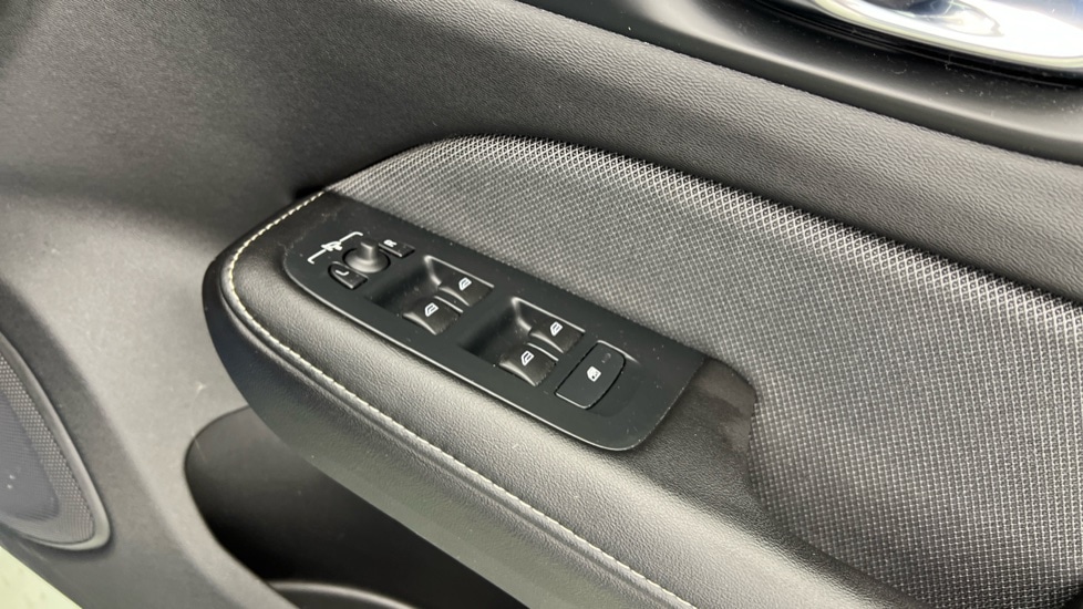 Used Volvo V60 2020 for sale - 76684082: Photo 24