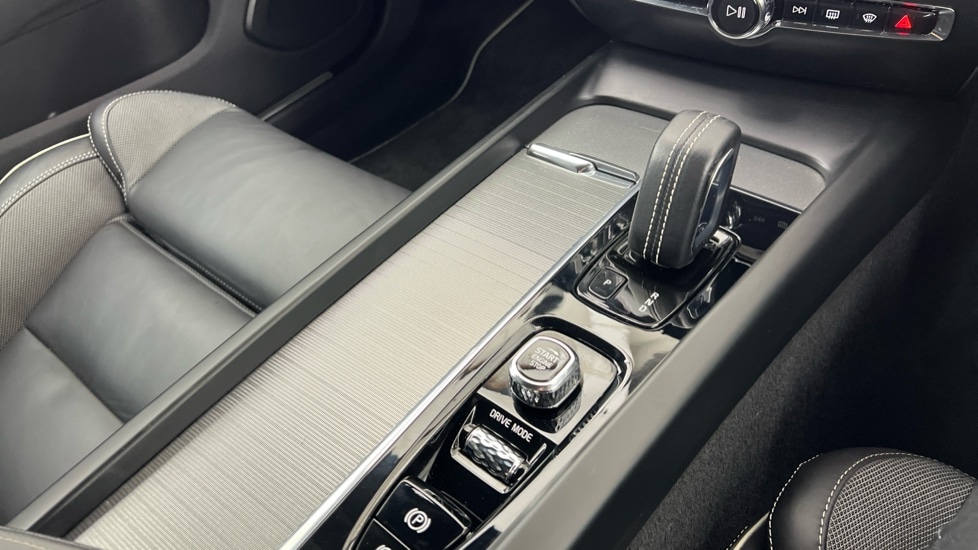 Used Volvo V60 2020 for sale - 76684082: Photo 25