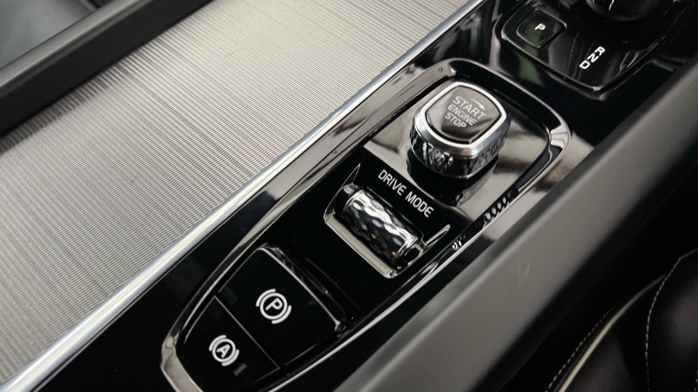 Used Volvo V60 2020 for sale - 76684082: Photo 27