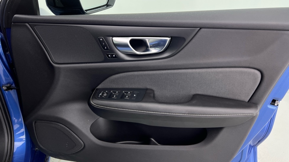 Used Volvo V60 2020 for sale - 76684082: Photo 29