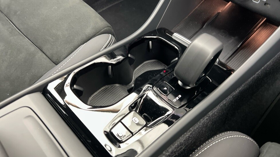 Used Volvo XC40 2024 for sale - 76208957: Photo 25