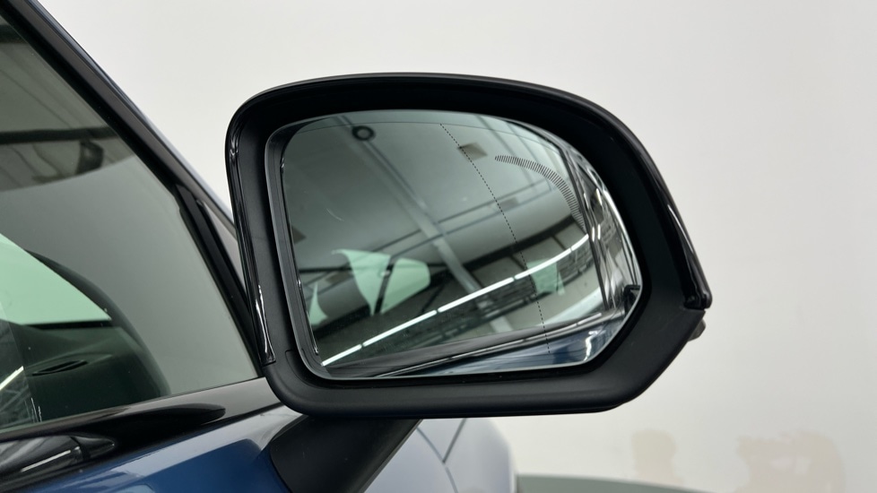 Used Volvo XC40 2024 for sale - 76208957: Photo 32