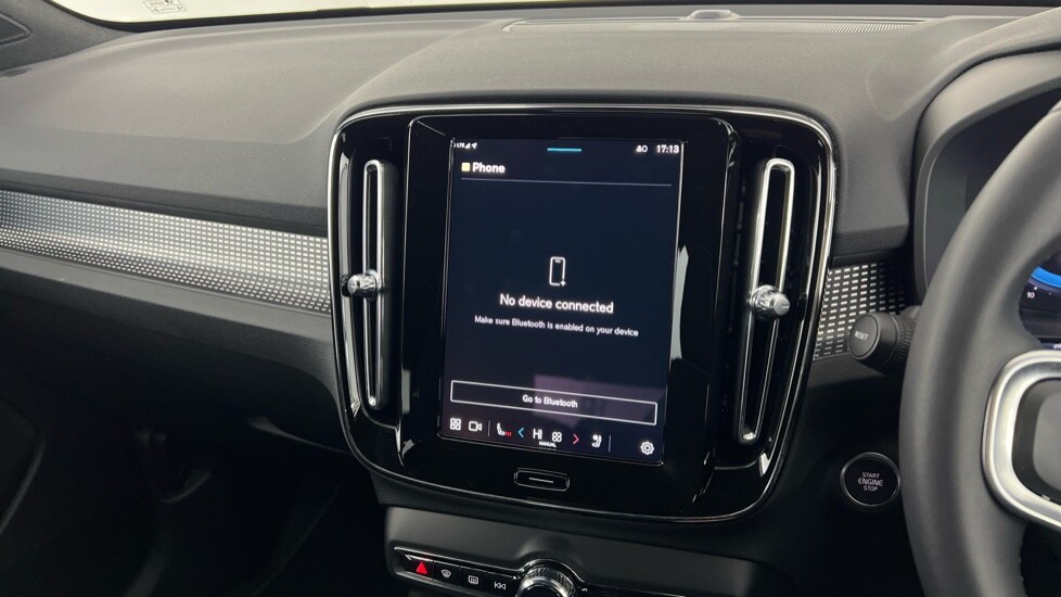 Used Volvo XC40 2024 for sale - 76208957: Photo 44