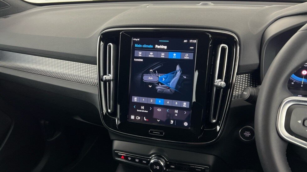 Used Volvo XC40 2024 for sale - 76208957: Photo 48