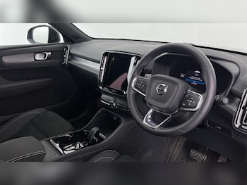 Used Volvo XC40 2024 for sale - 76208957: Photo 4