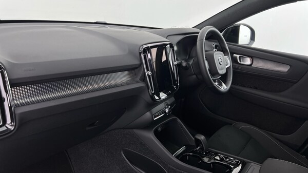 Used Volvo XC40 2024 for sale - 76208957: Photo 61