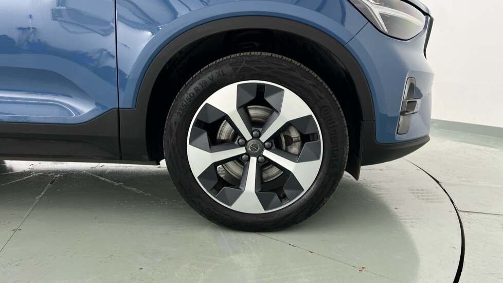 Used Volvo XC40 2024 for sale - 76208957: Photo 65