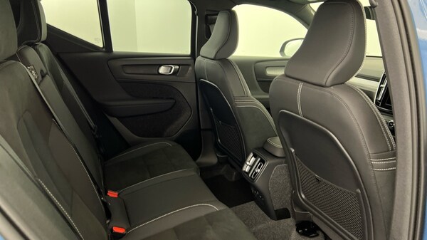 Used Volvo XC40 2024 for sale - 76208957: Photo 6