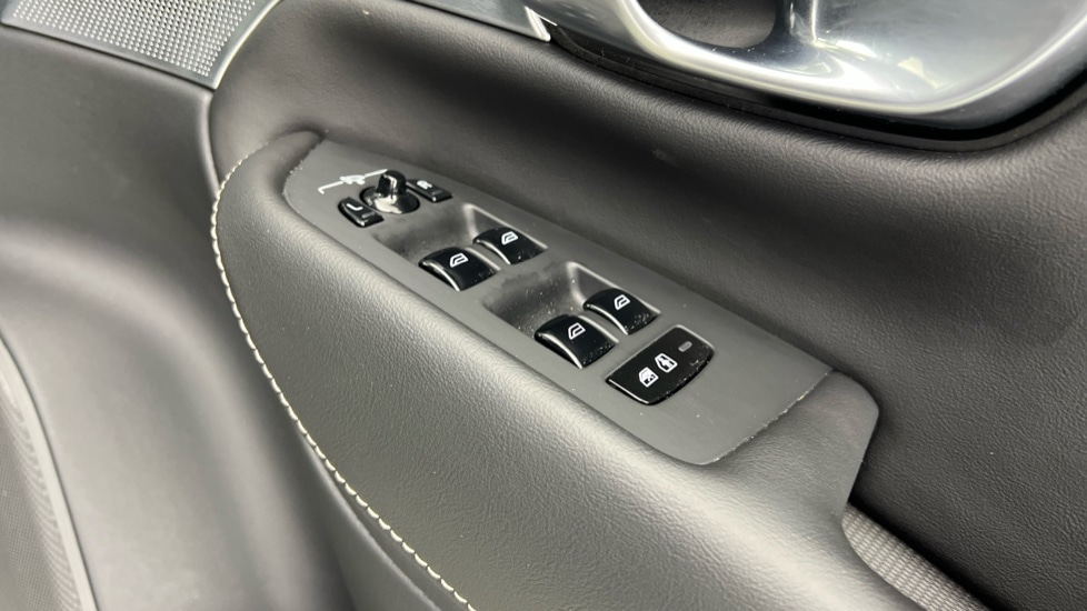 Used Volvo XC90 2024 for sale - 77269236: Photo 24