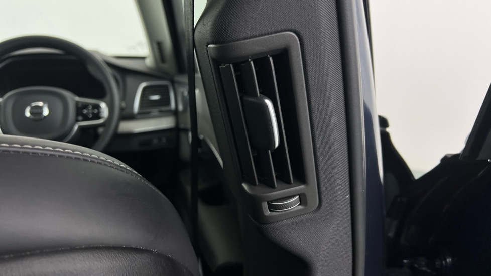 Used Volvo XC90 2023 for sale - 76154743: Photo 38