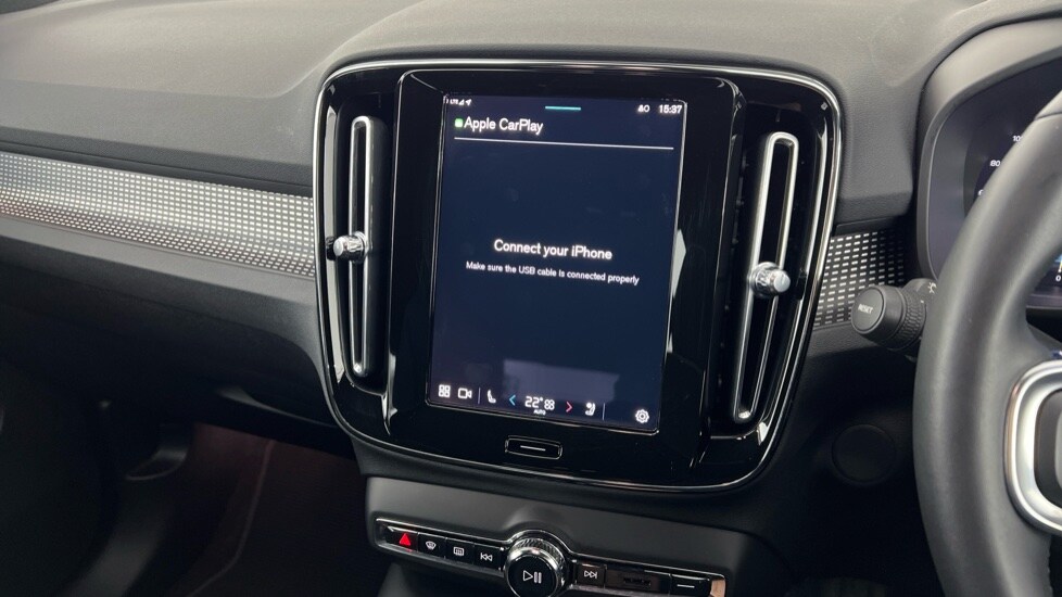 Used Volvo XC40 2022 for sale - 77673834: Photo 43