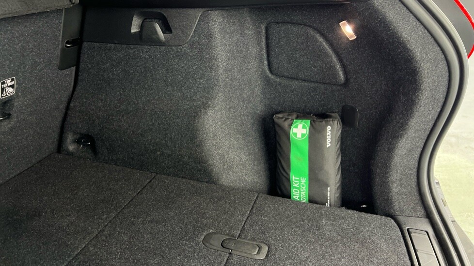 Used Volvo XC40 2022 for sale - 77673834: Photo 56