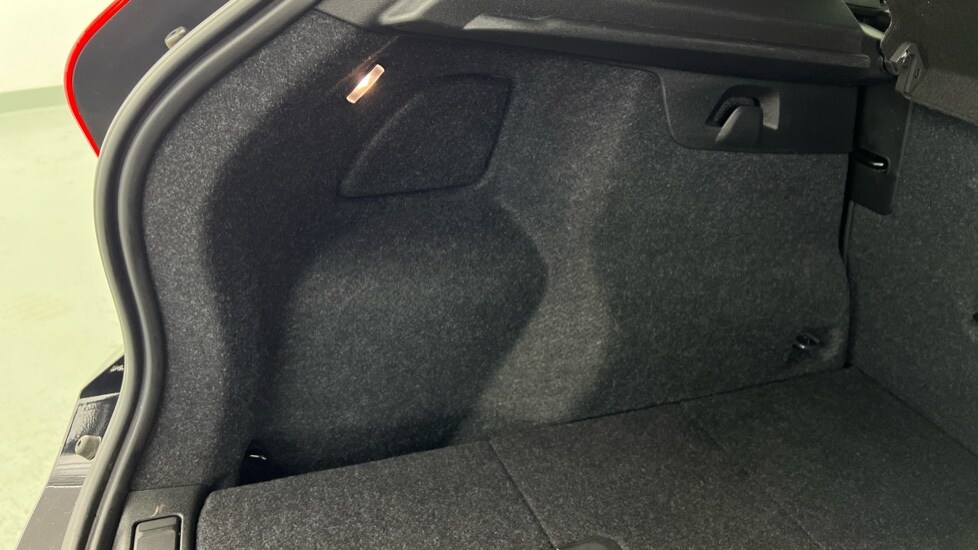 Used Volvo XC40 2022 for sale - 77673834: Photo 57