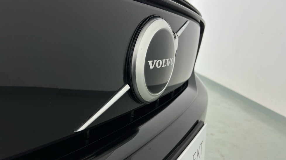 Used Volvo XC40 2022 for sale - 77673834: Photo 65