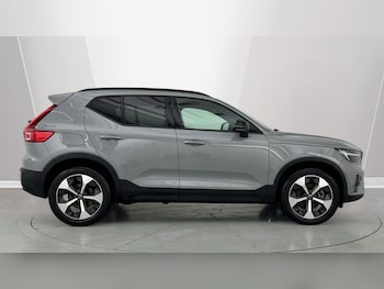 Used Volvo XC40 2025 for sale - 77235539: Photo