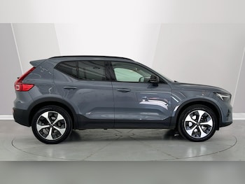 Used Volvo XC40 2023 for sale - 79070931: Photo