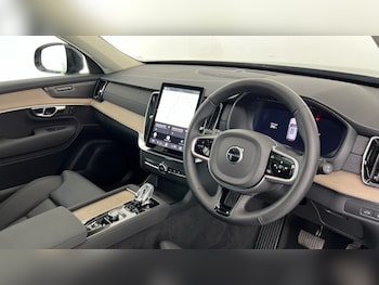 Used Volvo XC90 2025 for sale - 79031777: Photo