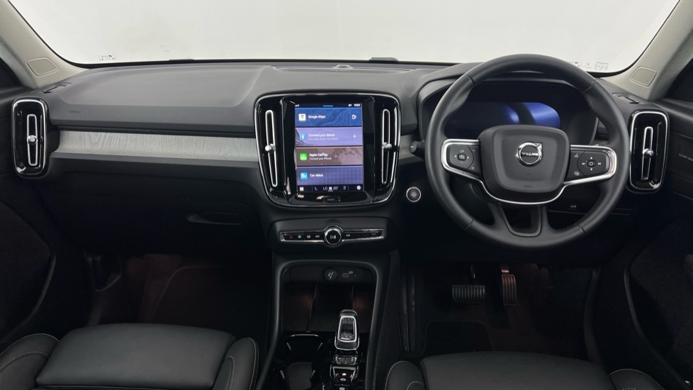 Used Volvo XC40 2025 for sale - 77552239: Photo 5