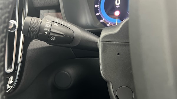 Used Volvo XC40 2023 for sale - 76196040: Photo 31