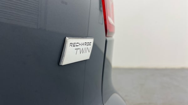 Used Volvo XC40 2023 for sale - 76196040: Photo 46