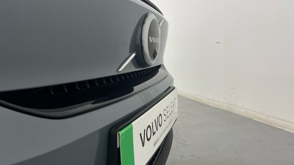 Used Volvo XC40 2023 for sale - 76196040: Photo 49