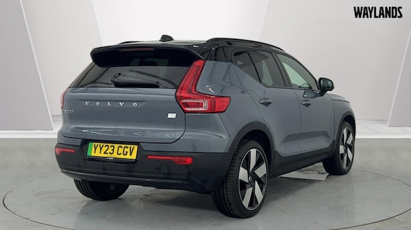 Used Volvo XC40 2023 for sale - 76196040: Photo 7