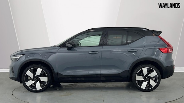 Used Volvo XC40 2023 for sale - 76196040: Photo 8