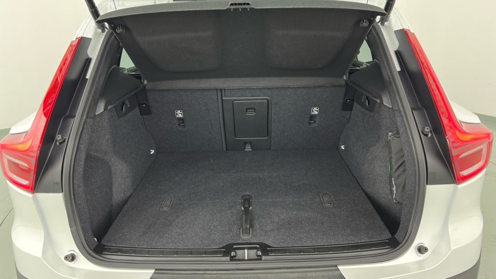 Used Volvo XC40 2024 for sale - 76647813: Photo 13