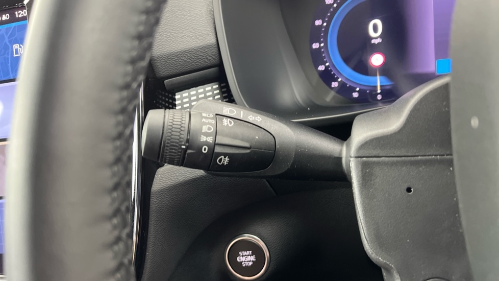 Used Volvo XC40 2024 for sale - 76647813: Photo 20