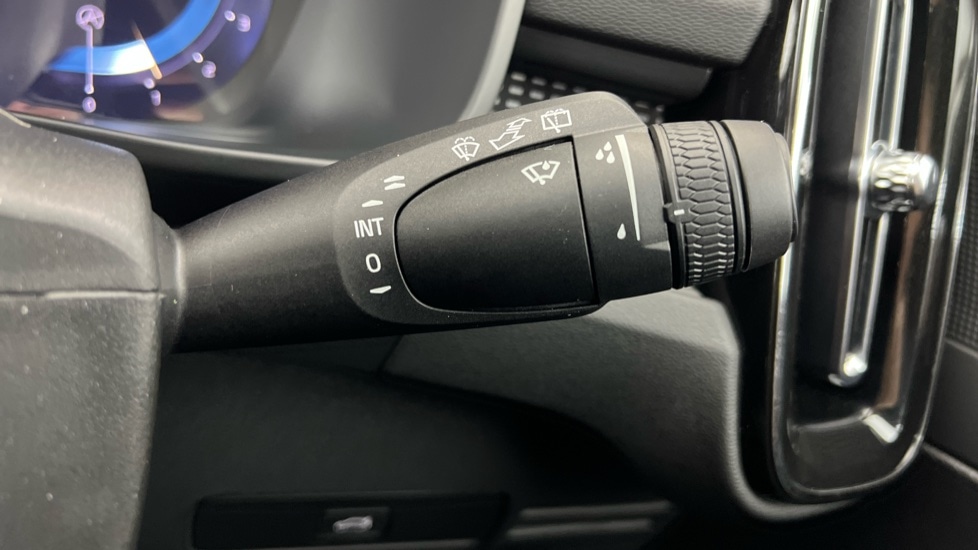 Used Volvo XC40 2024 for sale - 76647813: Photo 23