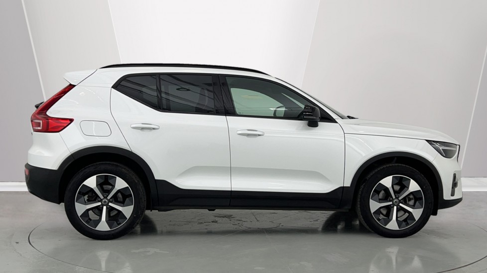 Used Volvo XC40 2024 for sale - 76647813: Photo 3