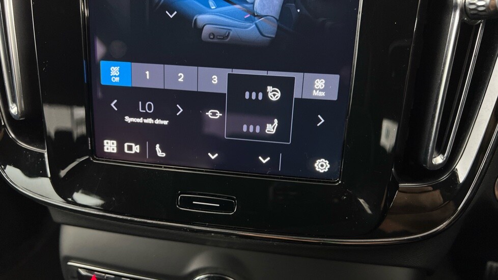 Used Volvo XC40 2024 for sale - 76647813: Photo 53