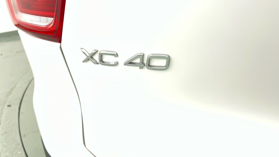 Used Volvo XC40 2024 for sale - 76647813: Photo 55