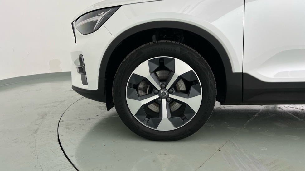 Used Volvo XC40 2024 for sale - 76647813: Photo 60
