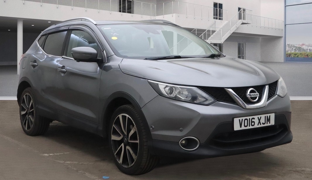 Used Nissan Qashqai 2016 for sale - 76649892: Photo 2