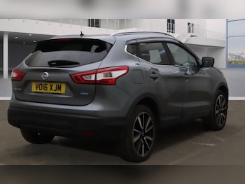 Used Nissan Qashqai 2016 for sale - 76649892: Photo