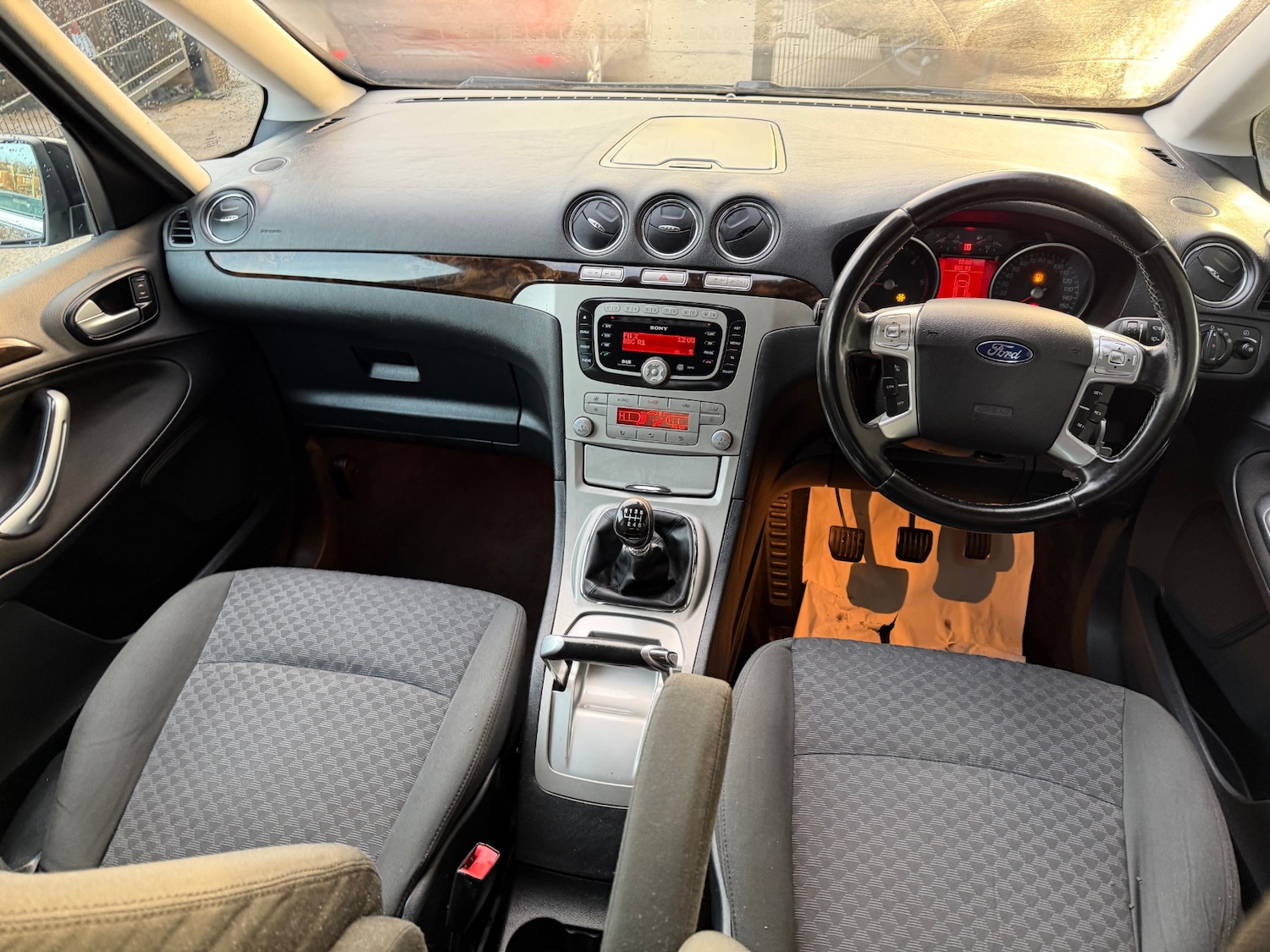 Used Ford Galaxy 2009 for sale - 77162126: Photo 5