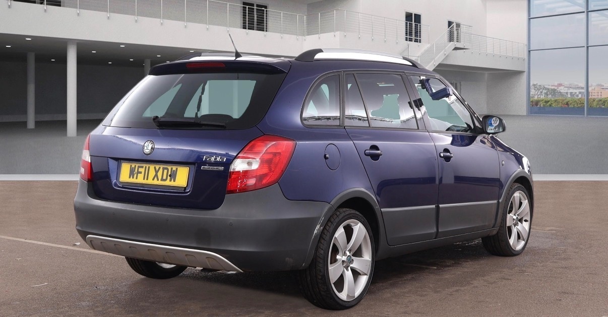 Used Skoda Fabia 2011 for sale - 77490758: Photo 4