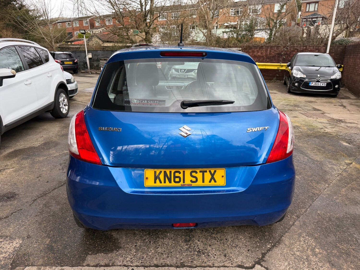 Used Suzuki Swift 2011 for sale - 77548504: Photo 7