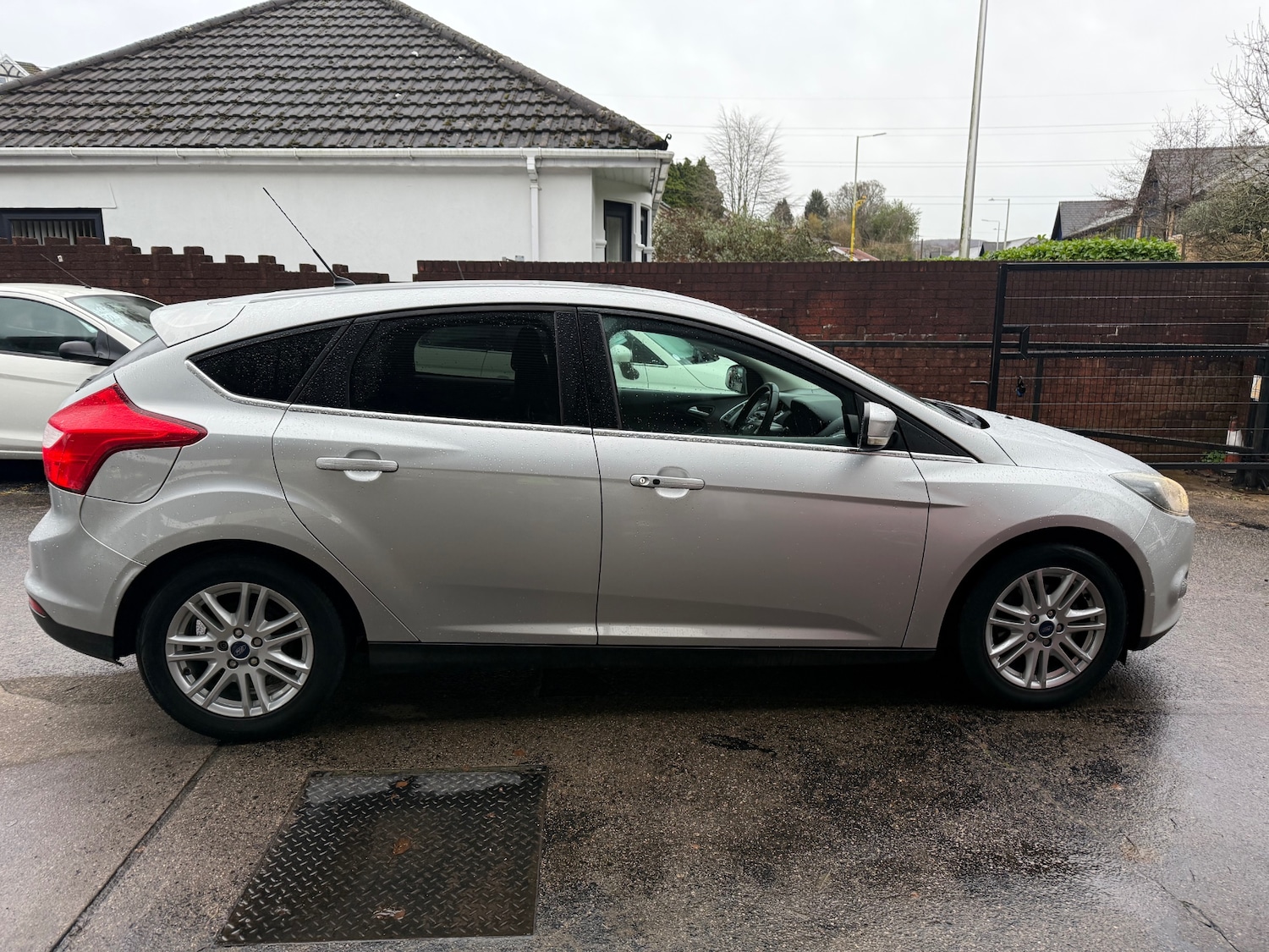 Used Ford Focus 2013 for sale - 76817633: Photo 6