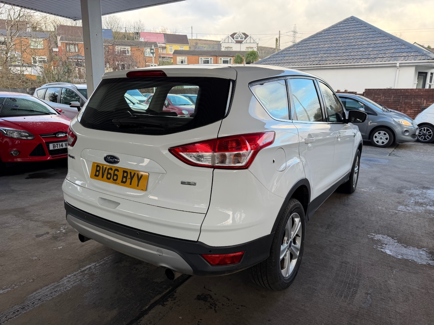 Used Ford Kuga 2016 for sale - 77548497: Photo 3