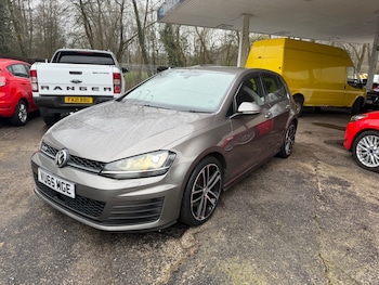 Used Volkswagen Golf 2015 for sale - 77337579: Photo