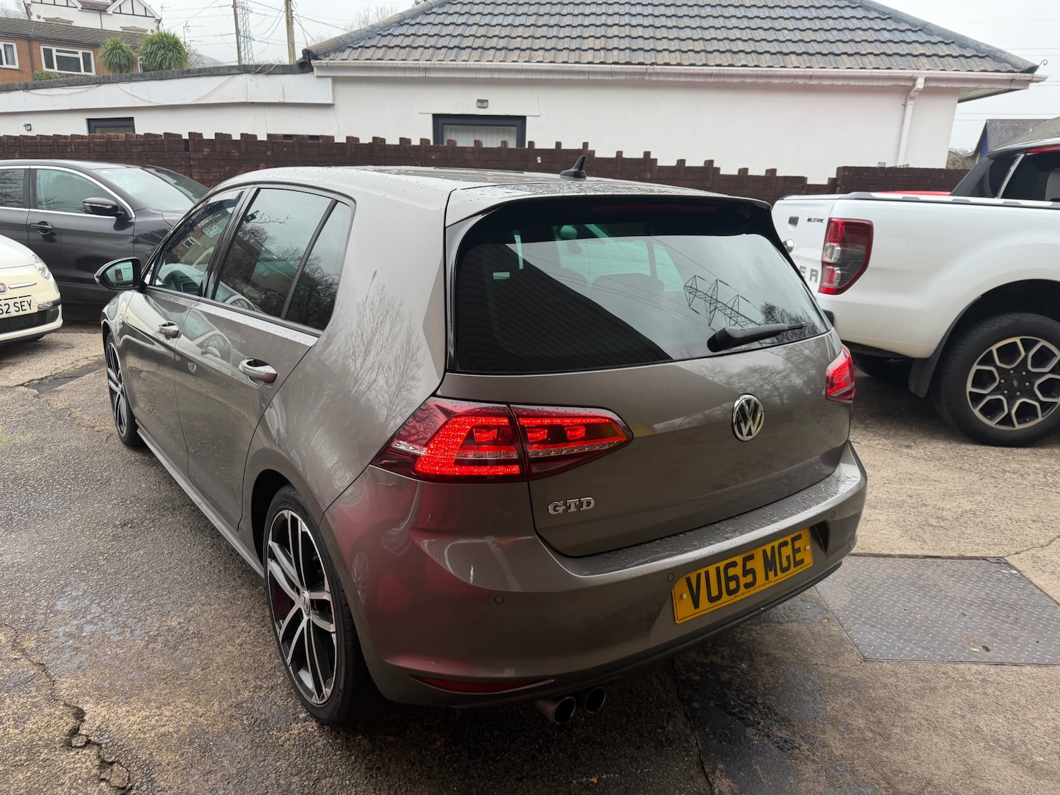 Used Volkswagen Golf 2015 for sale - 77337579: Photo 4