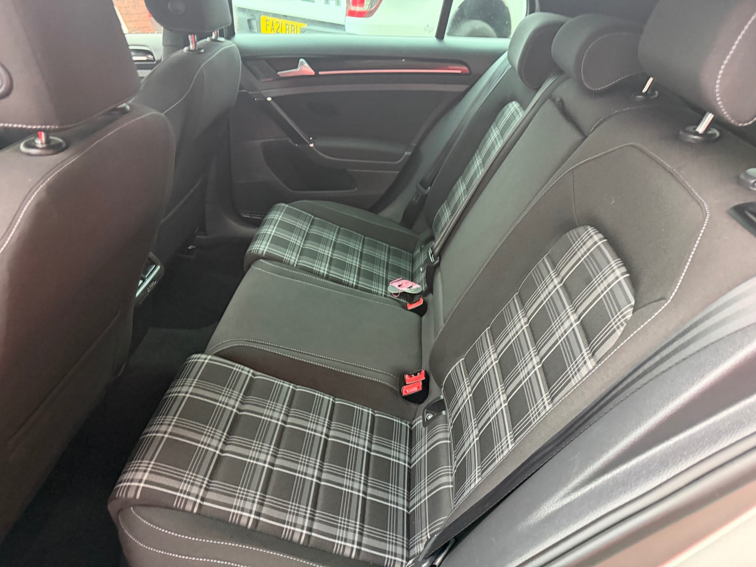 Used Volkswagen Golf 2015 for sale - 77337579: Photo 8