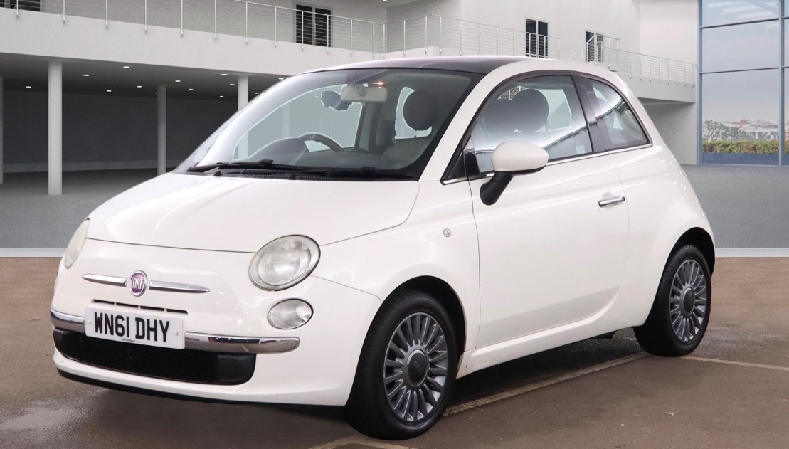 Used Fiat 500 2011 for sale - 76641188: Photo 2